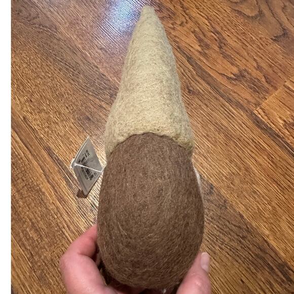 Nordstrom Farmhouse Pottery Felt Christmas Gnomes (2) Neutral Tones 11x3 NWT - Picture 5 of 8